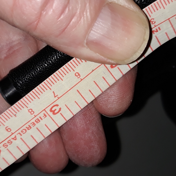 5/$25 💕 Me Too black leather zip ankle boots. 3.5 inches heel. Size 7 - Picture 11 of 12